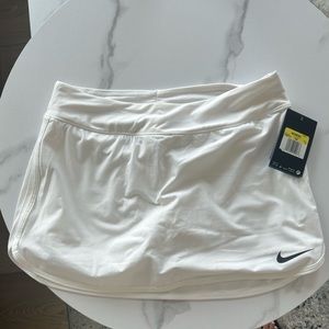 Nike skort in white. New with tags